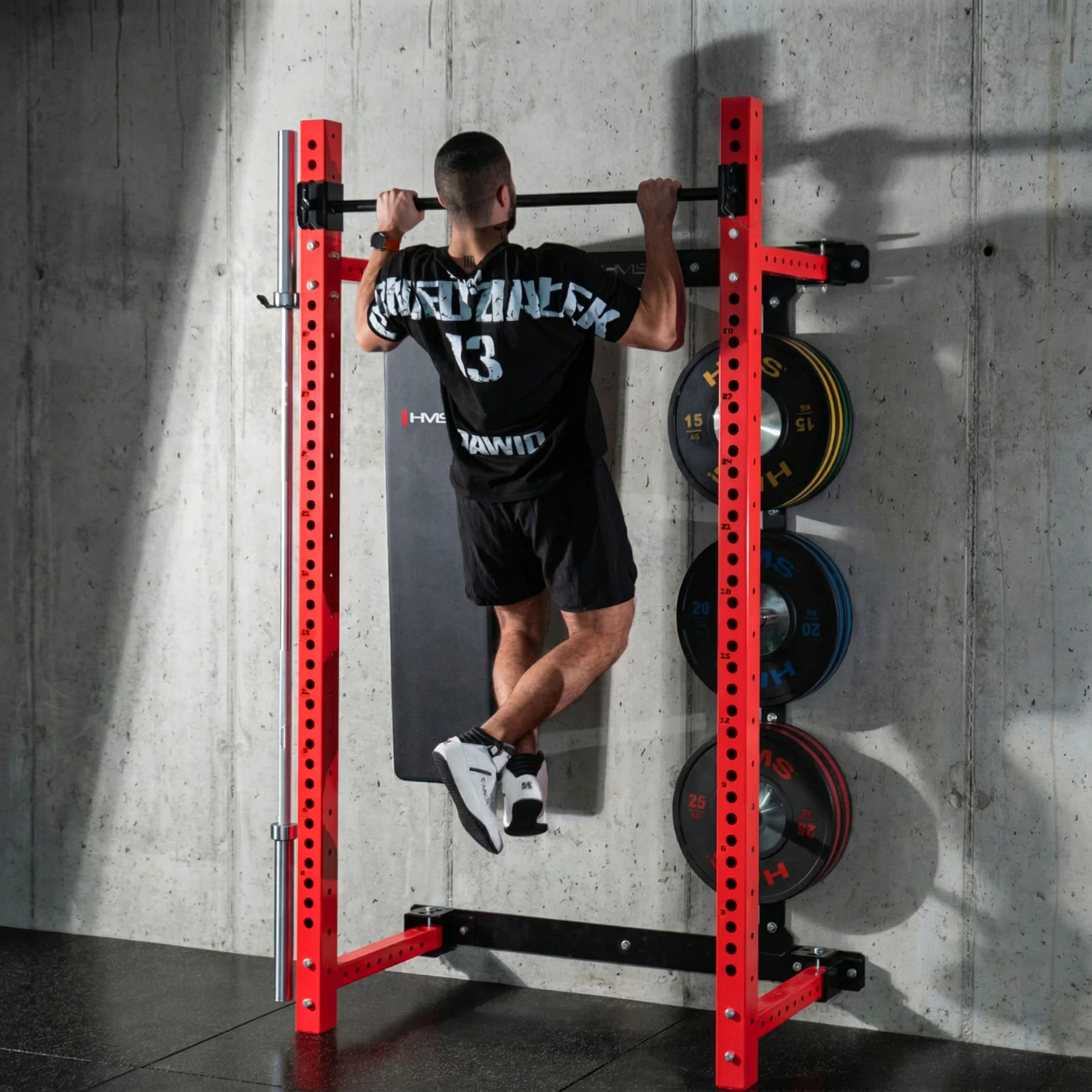 HMS KLT34 WALL-POWER-RACK rot - schwarz