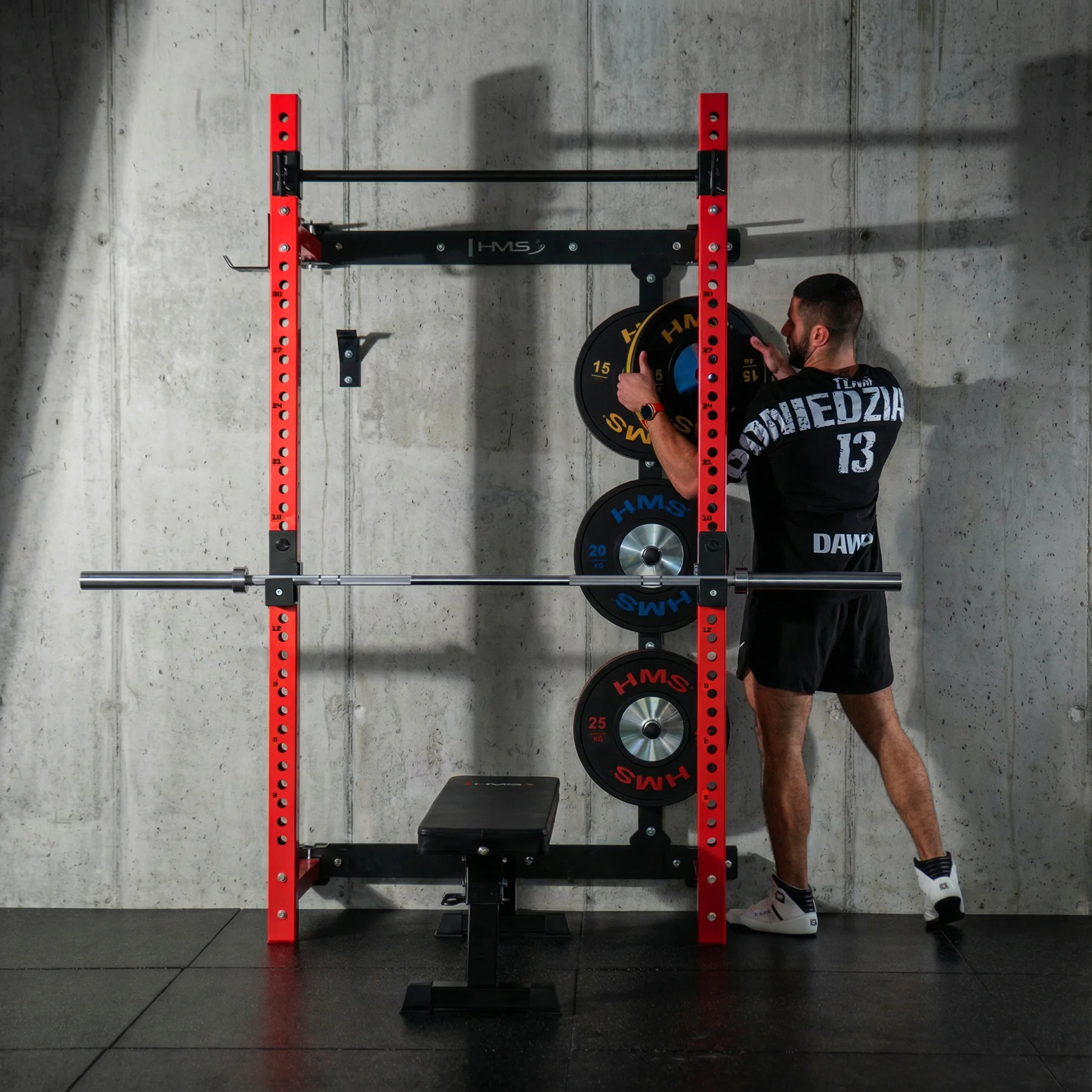 HMS KLT34 WALL-POWER-RACK rot - schwarz